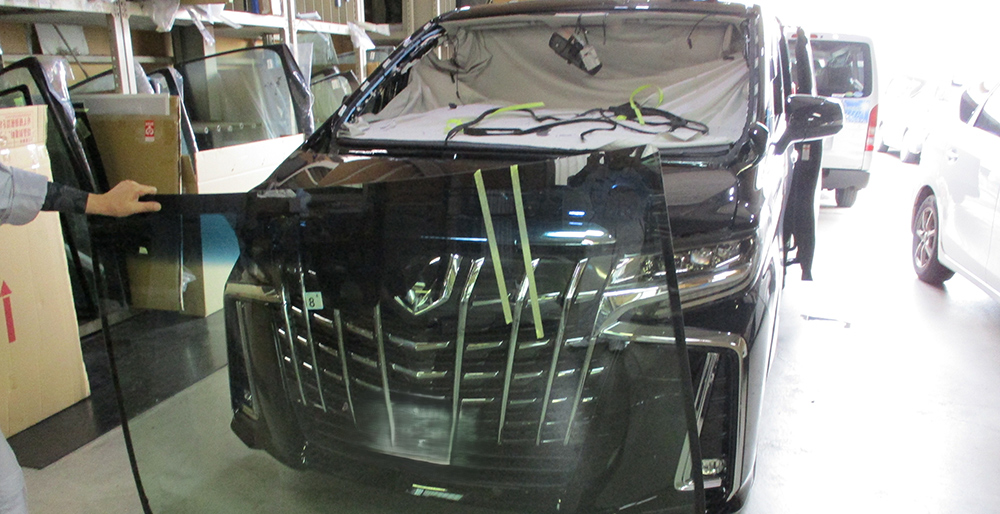 自動車ガラス交換
